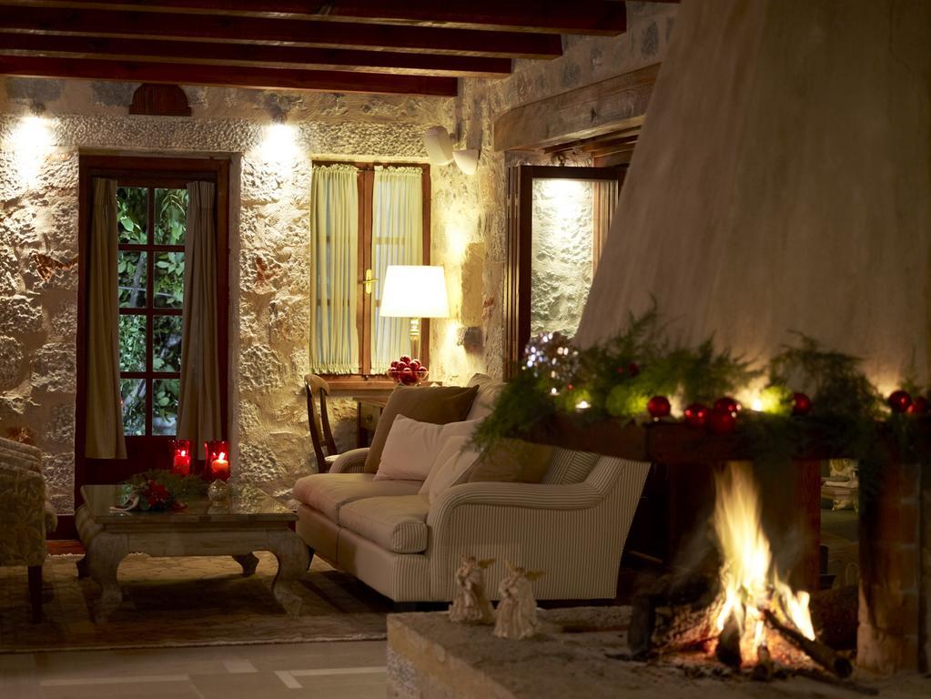 Porto Vitilo Boutique Hotel Karavostásion Extérieur photo