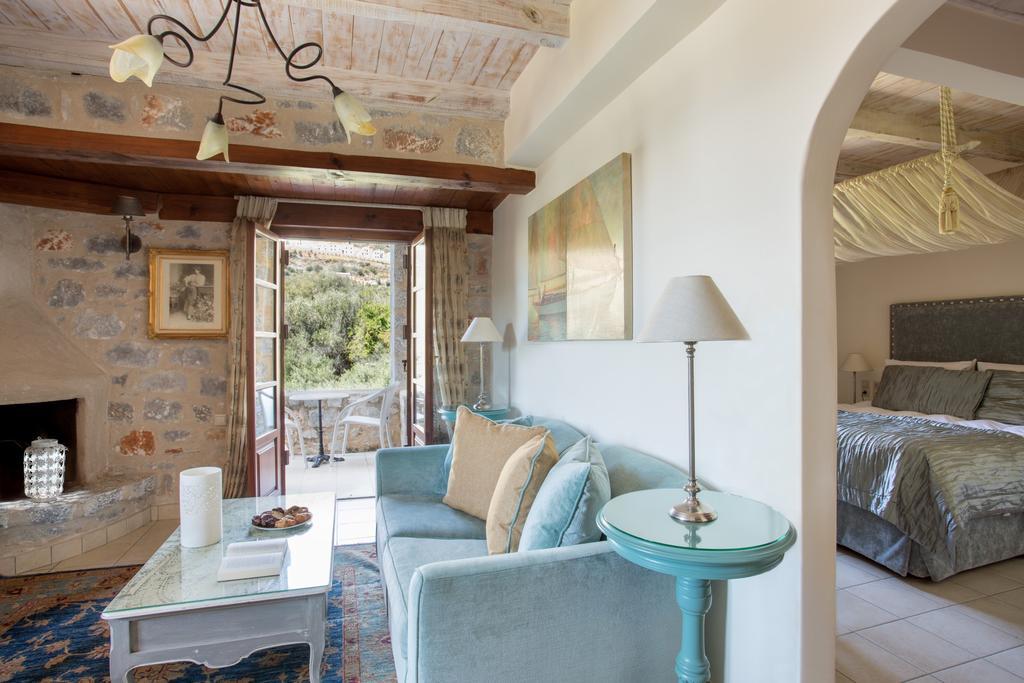 Porto Vitilo Boutique Hotel Karavostásion Extérieur photo