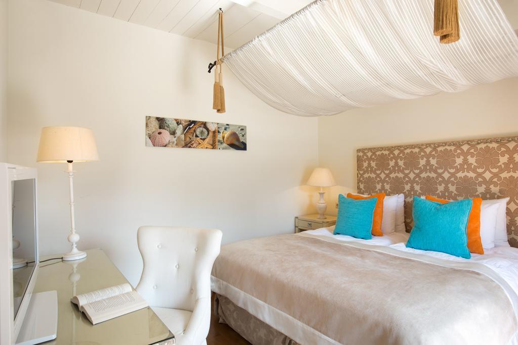 Porto Vitilo Boutique Hotel Karavostásion Extérieur photo