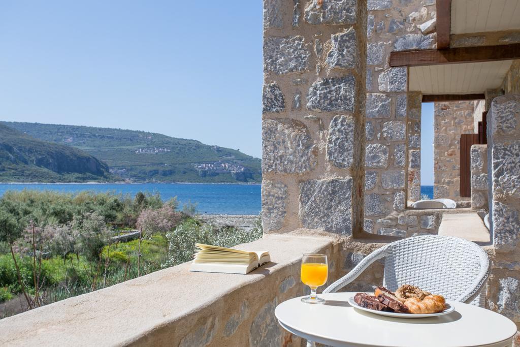 Porto Vitilo Boutique Hotel Karavostásion Extérieur photo