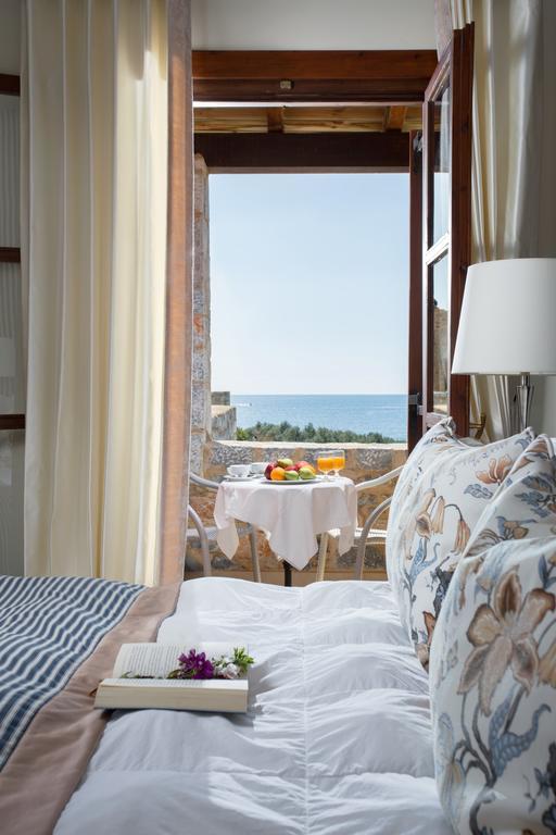 Porto Vitilo Boutique Hotel Karavostásion Extérieur photo