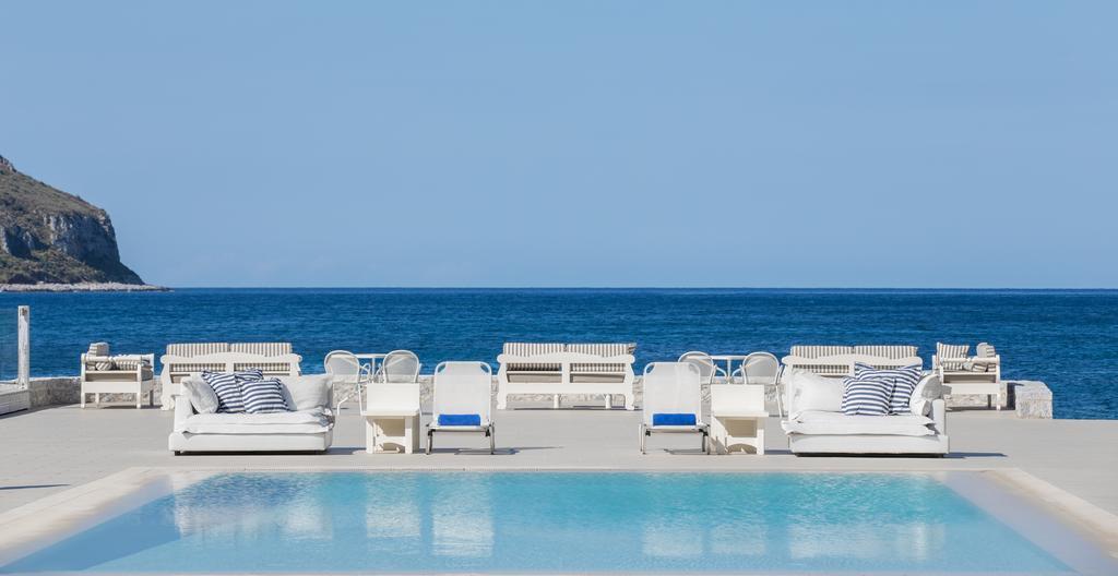 Porto Vitilo Boutique Hotel Karavostásion Extérieur photo