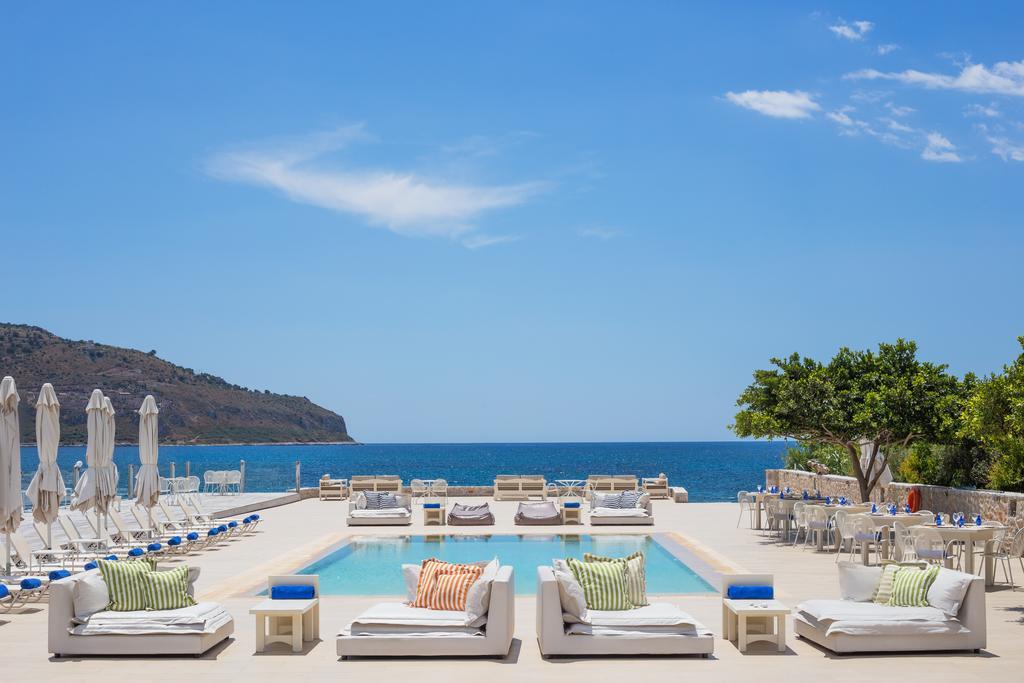 Porto Vitilo Boutique Hotel Karavostásion Extérieur photo