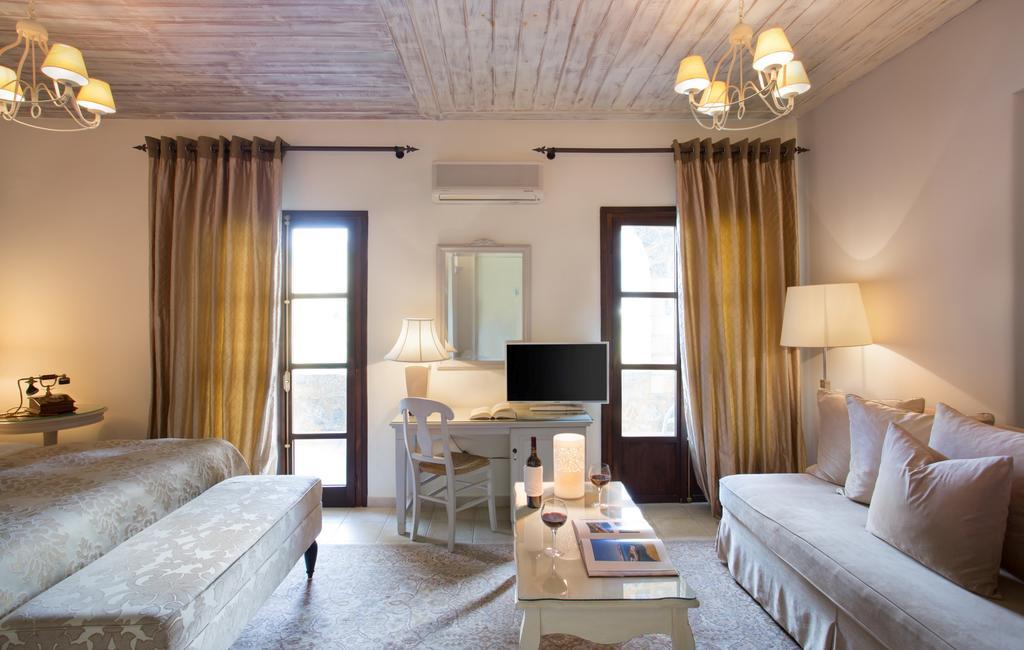 Porto Vitilo Boutique Hotel Karavostásion Extérieur photo
